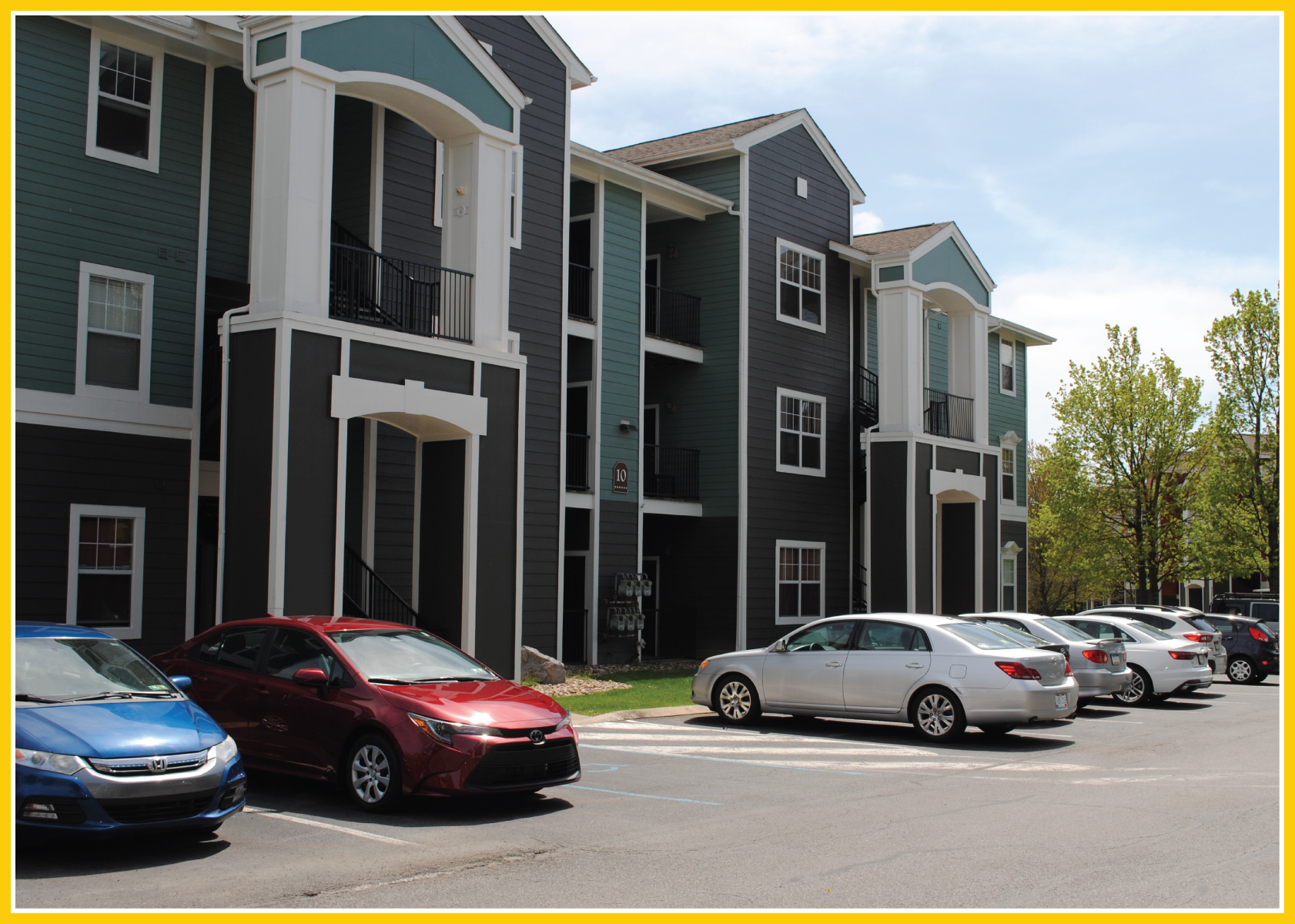 Multi-unit housing - student housing at The Pointe